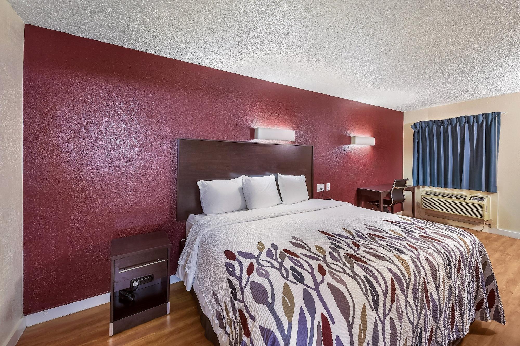Red Roof Inn Plano Luaran gambar