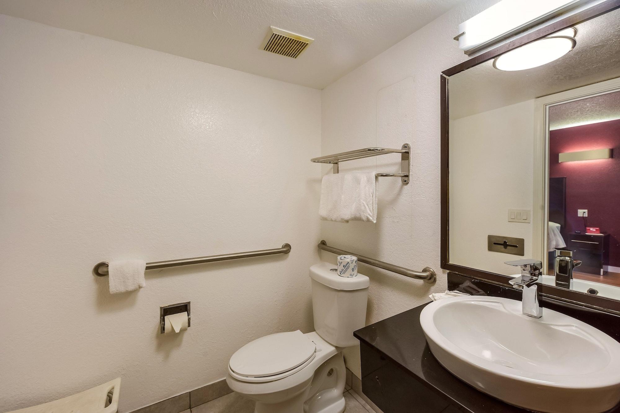 Red Roof Inn Plano Luaran gambar