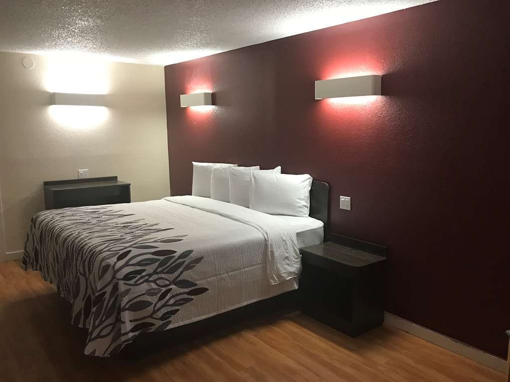Red Roof Inn Plano Luaran gambar