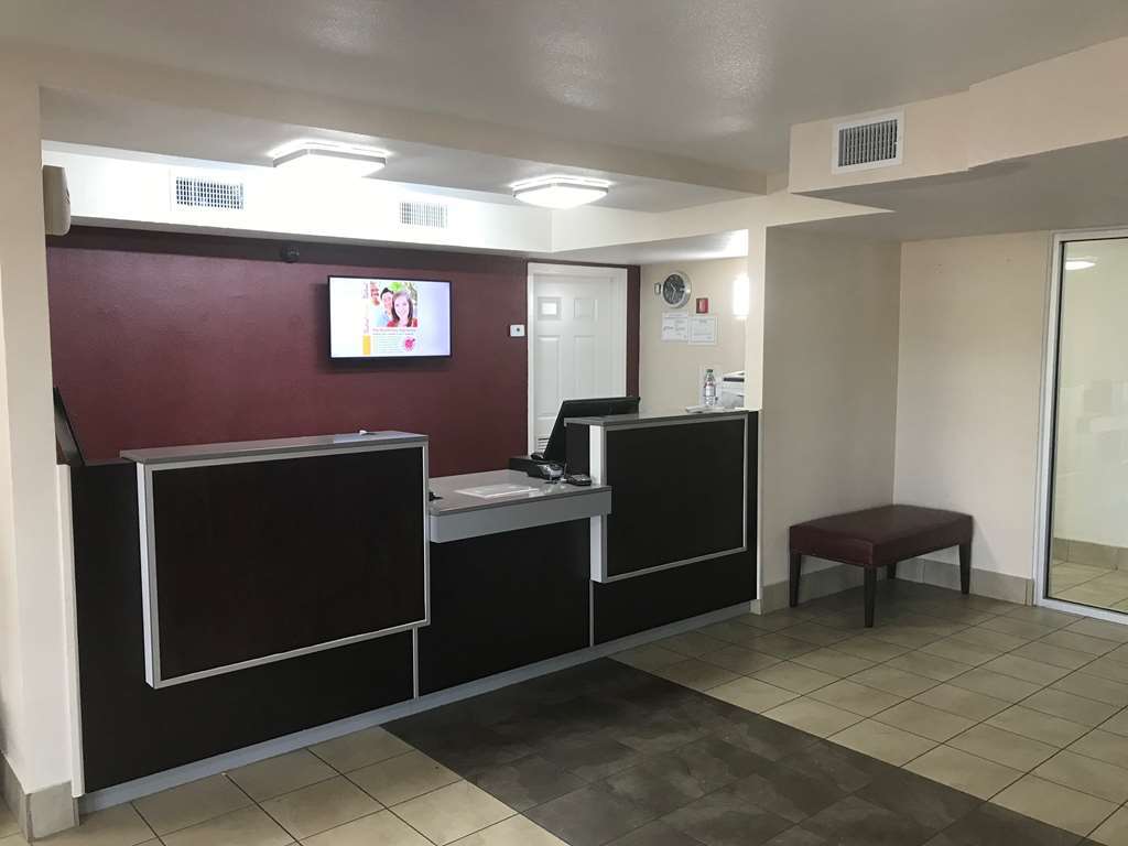 Red Roof Inn Plano Dalaman gambar